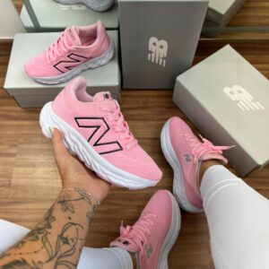 Tênis NB Fresh Foam X 1080 V14 Premium Feminino.